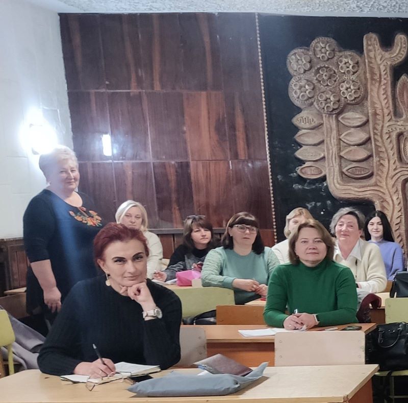 Про підготовку тренерів-педагогів , що здійснюватимуть підвищення кваліфікації учителів зарубіжної літератури 7 класу НУШ