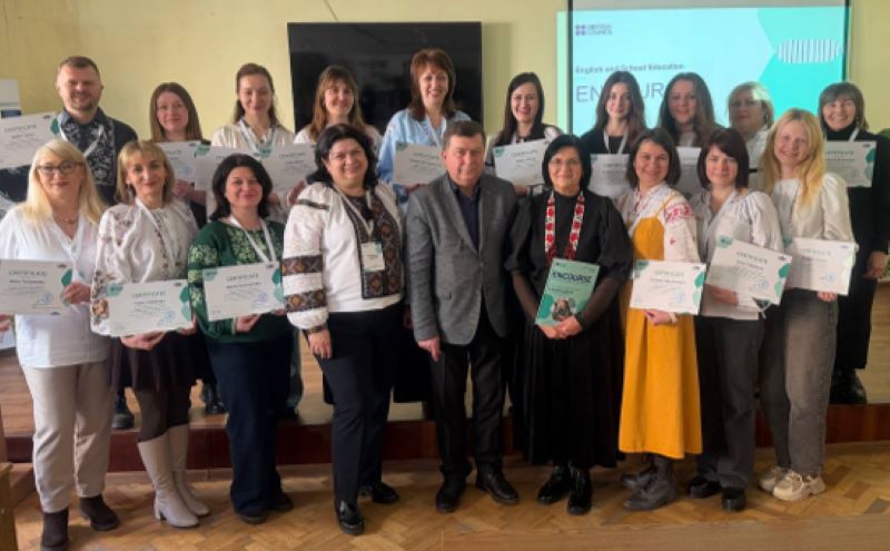 ENCOURSE – завершення курсу професійного розвитку вчителями англійської мови