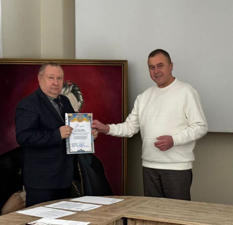 Про участь директора Тернопільського ОКІППО, кандидата історичних наук, члена НСКУ – Олександра Петровського в засіданні членів правління та редакційної групи членів Тернопільської обласної організації Національної спілки краєзнавців України